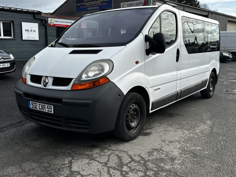 RENAULT TRAFIC II 9 PLACES 100cv 