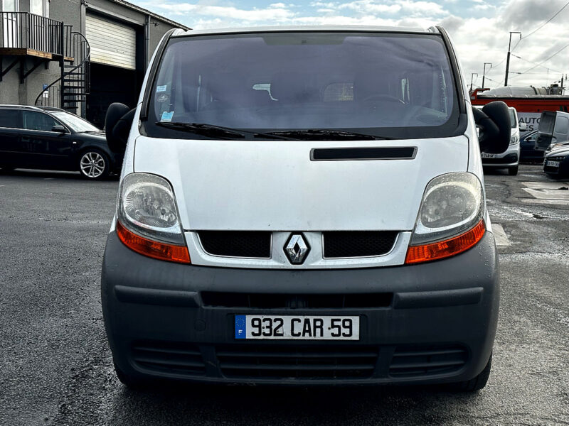 RENAULT TRAFIC II 9 PLACES 100cv 