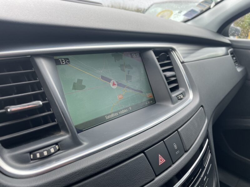 PEUGEOT 508 SW I 2012