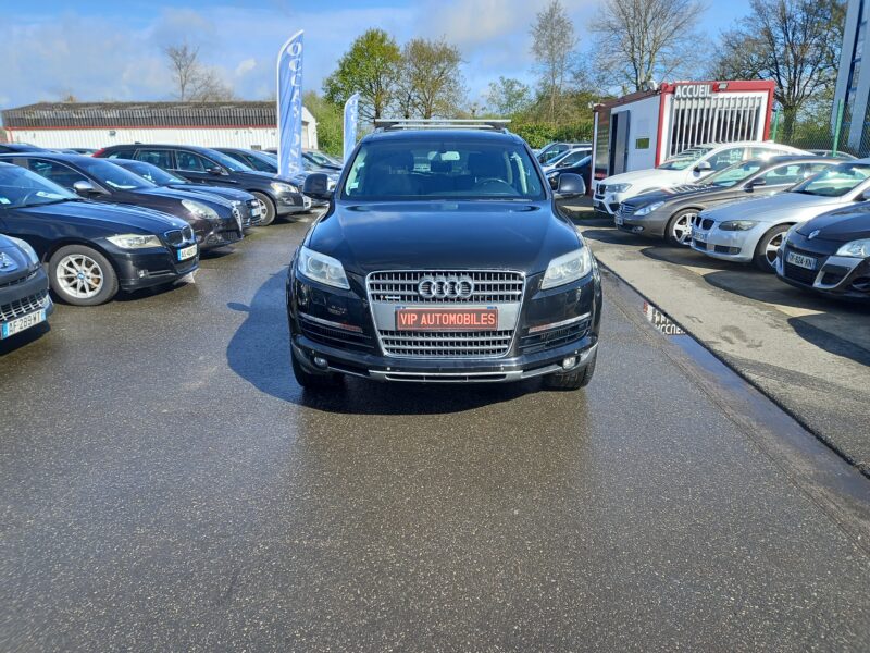 AUDI Q7 2006