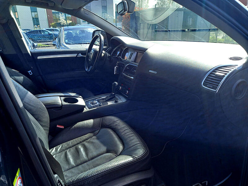 AUDI Q7 2006