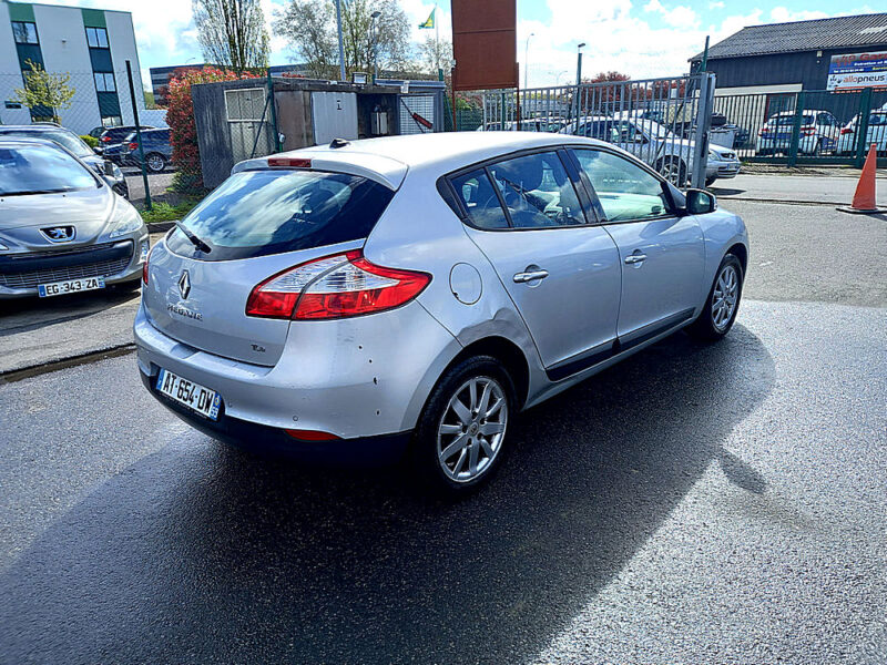 RENAULT MEGANE III 3/5 portes 2010