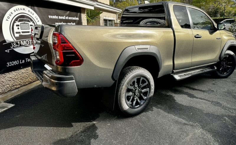 TOYOTA HILUX INVINCIBLE 2.8 204CV BVA  2023