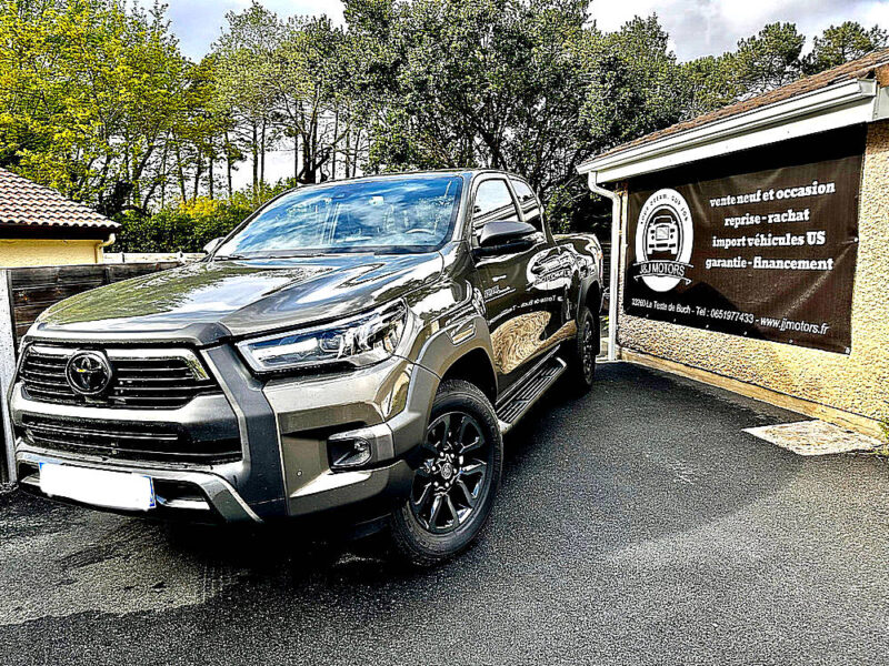 TOYOTA HILUX INVINCIBLE 2.8 204CV BVA  2023