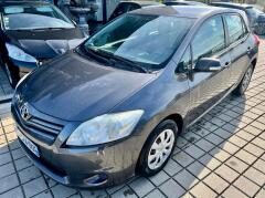 TOYOTA  AURIS 1.33 Dual-VVTi  99cv