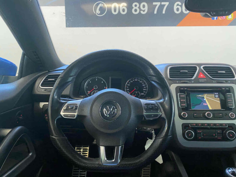 VOLKSWAGEN SCIROCCO 2011