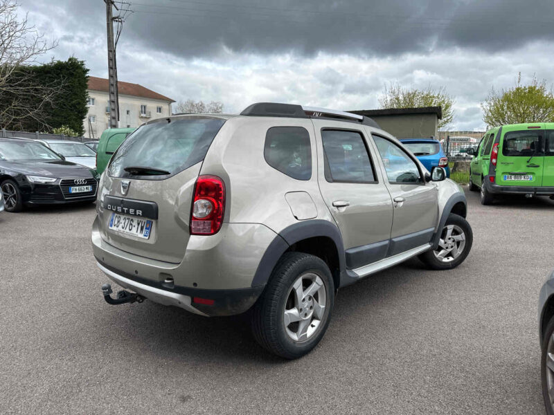 DACIA DUSTER 2012