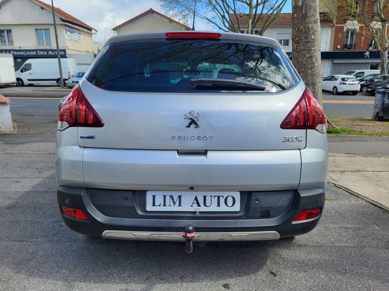 PEUGEOT 3008 SUV 2015