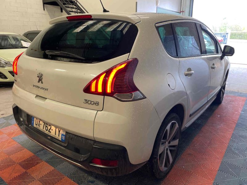 PEUGEOT 3008 1.6 BlueHDi 120 1560cm3 120cv