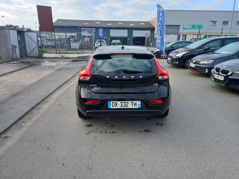 VOLVO V40 3/5 portes 2015