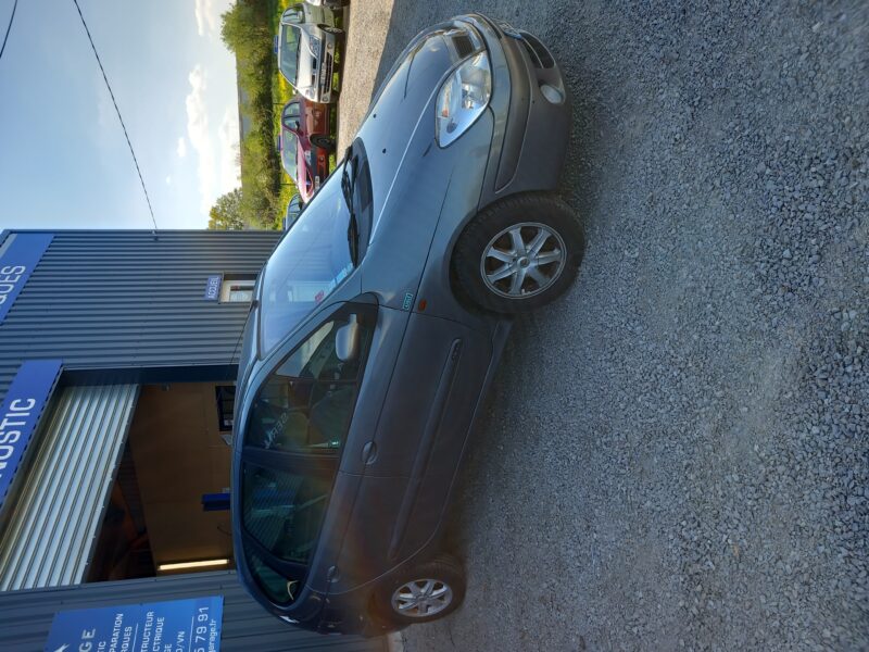 Renault Scenic 1.6 Aigle