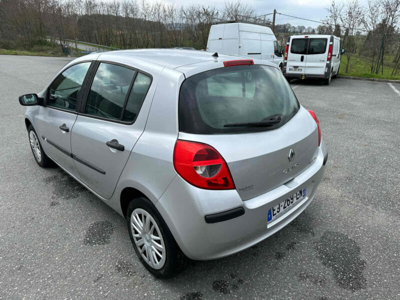 RENAULT CLIO III 2005