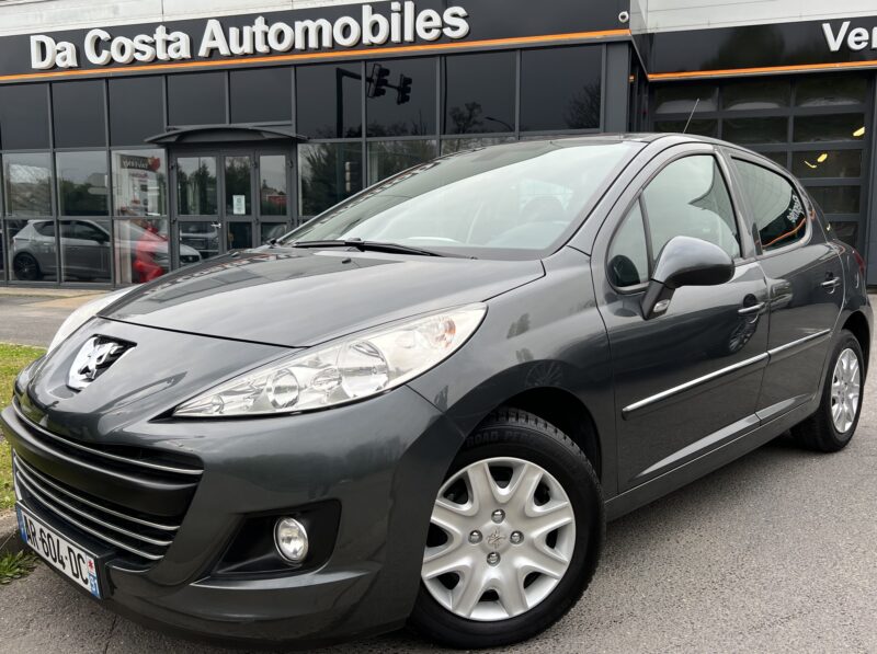 PEUGEOT 207 PHASE II 1.4 90 Cv 1ERE MAIN / BOITE AUTO 62 800 Kms 5 PORTES - Garantie1an