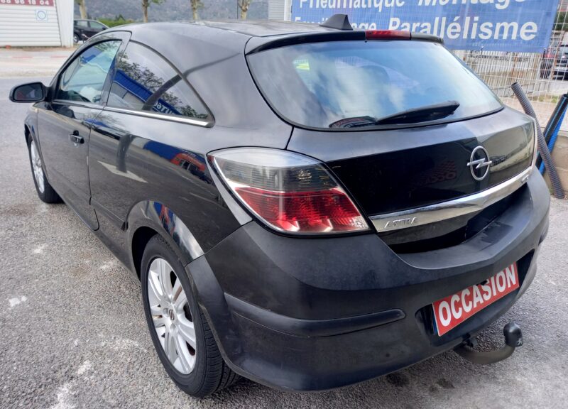 OPEL ASTRA H GTC 1.9l  CDTI 120CV 