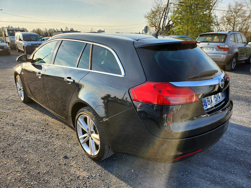 OPEL INSIGNIA A Sports Tourer  CDTI 160CV 4X4 2011 151000 km 