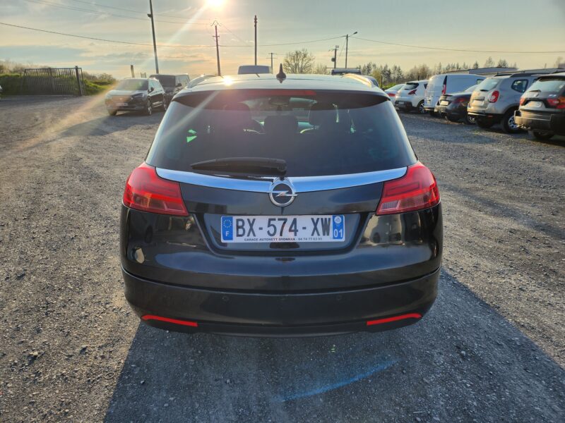 OPEL INSIGNIA A Sports Tourer  CDTI 160CV 4X4 2011 151000 km 