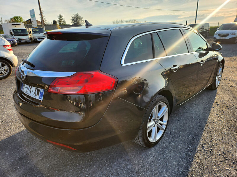 OPEL INSIGNIA A Sports Tourer  CDTI 160CV 4X4 2011 151000 km 