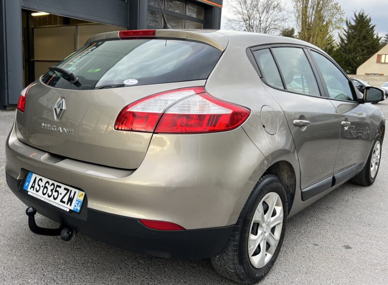 RENAULT MEGANE 3 III 1.6 110 Cv ETHANOL E85 / ESSENCE 1ERE MAIN 85 700 Kms - Garantie1an