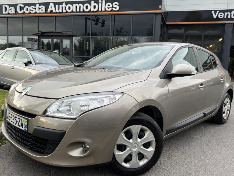 RENAULT MEGANE 3 III 1.6 110 Cv ETHANOL E85 / ESSENCE 1ERE MAIN 85 700 Kms - Garantie1an