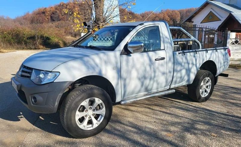 MITSUBISHI L200 2.5 DID 136 CV