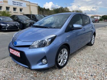 TOYOTA YARIS HYBRIDE STYLE 