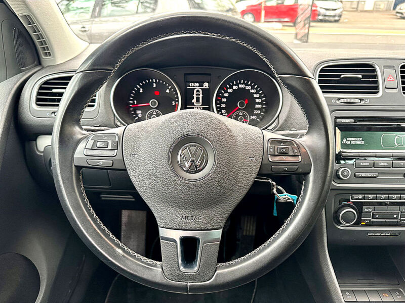 VOLKSWAGEN GOLF VI 2012