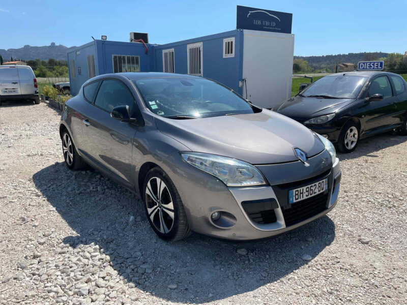 Renault Megane III BOSE Coupé 1.5 dCi 110CV