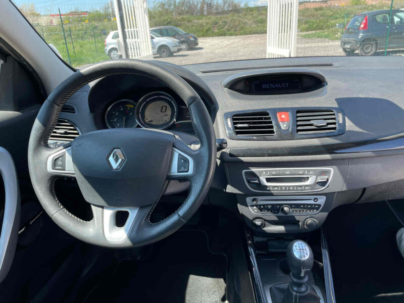 Renault Megane III BOSE Coupé 1.5 dCi 110CV