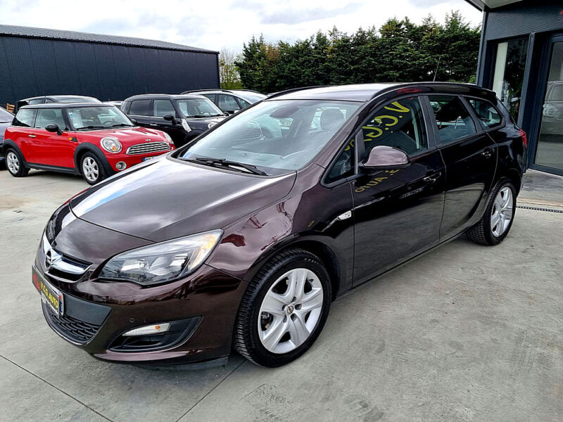 OPEL ASTRA J Sports Tourer 1.7 CDTI 110 Edition