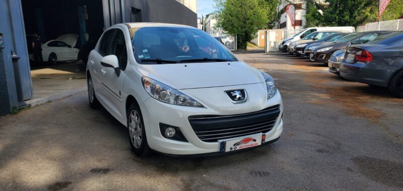 Peugeot 207 1.4 VTi 95 cv, 5cv, phase 2, Crit'Air 1