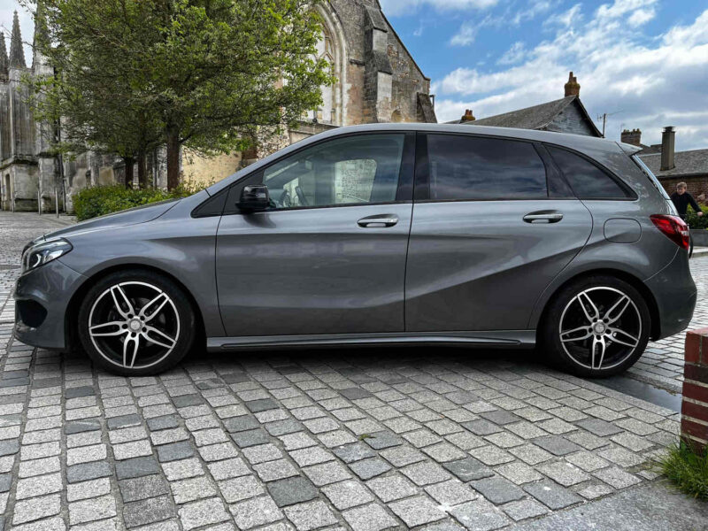 MERCEDES CLASSE B Sports Tourer 2016