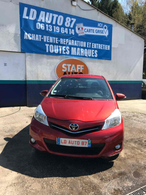 TOYOTA YARIS 2012