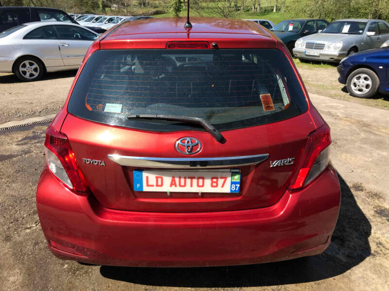 TOYOTA YARIS 2012