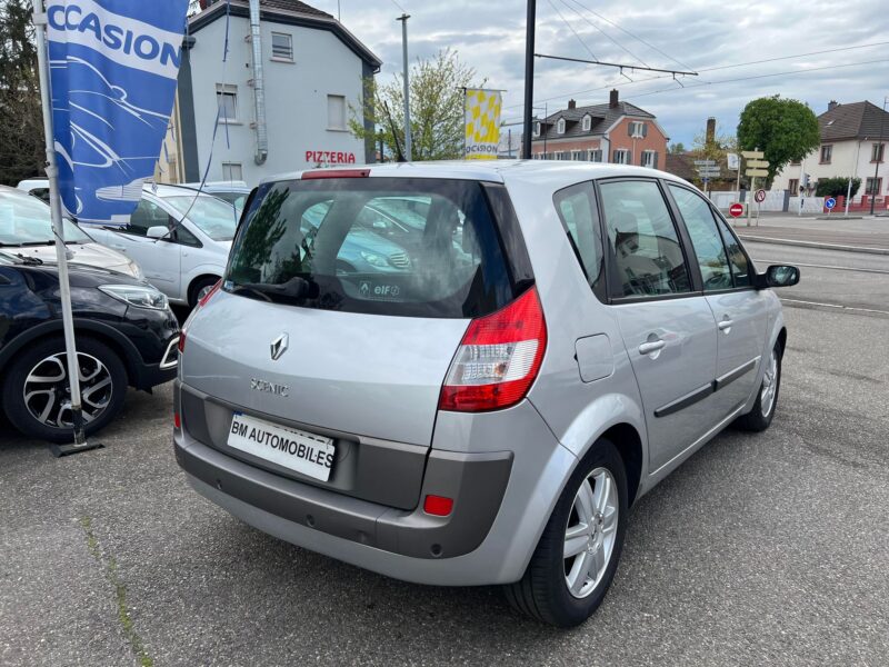 RENAULT SCÉNIC II 1.9 DCI 125 CV