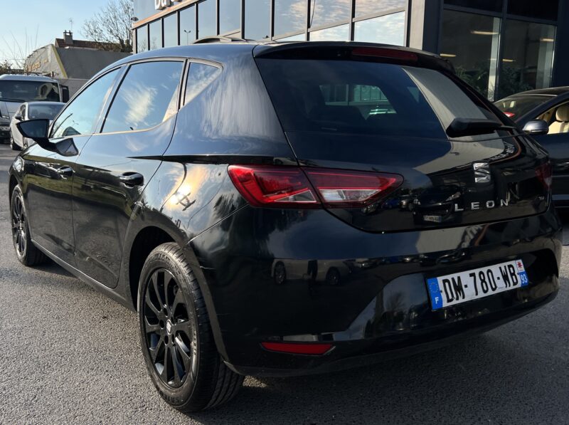 SEAT LEON III 1.6 TDI 105 Cv FULL BLACK / FULL LEDS BLUETOOTH REGULATEUR 5 PORTES - Garantie1an