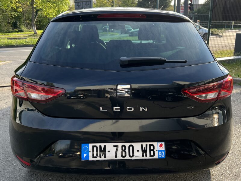 SEAT LEON III 1.6 TDI 105 Cv FULL BLACK / FULL LEDS BLUETOOTH REGULATEUR 5 PORTES - Garantie1an