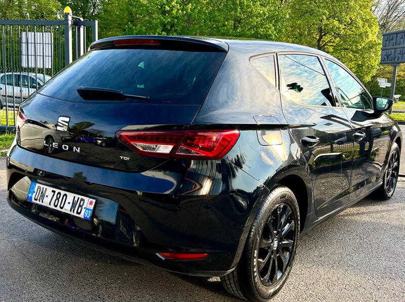 SEAT LEON III 1.6 TDI 105 Cv FULL BLACK / FULL LEDS BLUETOOTH REGULATEUR 5 PORTES - Garantie1an