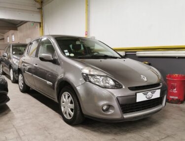 RENAULT CLIO III PHASE 2 1.2 16 V TCE