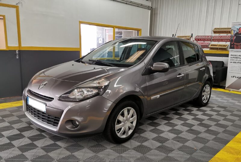 RENAULT CLIO III PHASE 2 1.2 16 V TCE