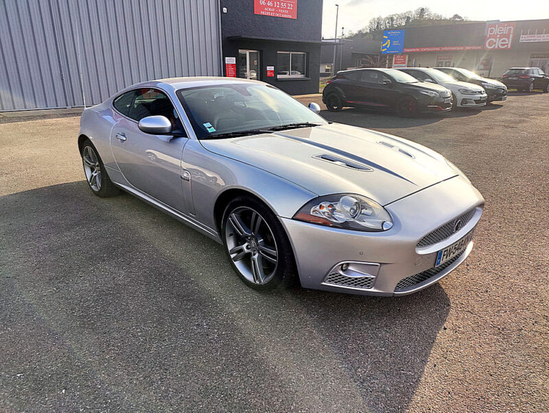 JAGUAR XK Coupé V8 SUPERCHARGED 4.2 XKR 416 cv