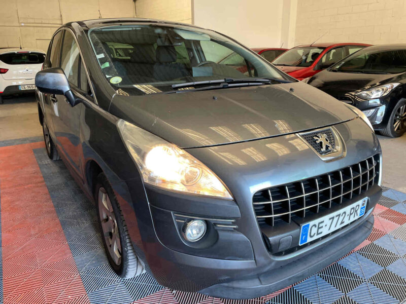 PEUGEOT 3008 1.6 HDi 1560cm3 112cv