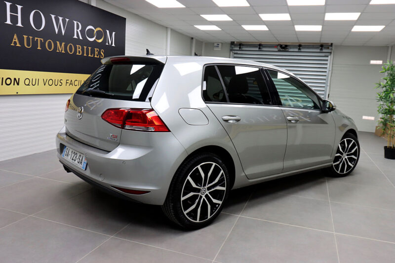 VOLKSWAGEN GOLF VII 2013