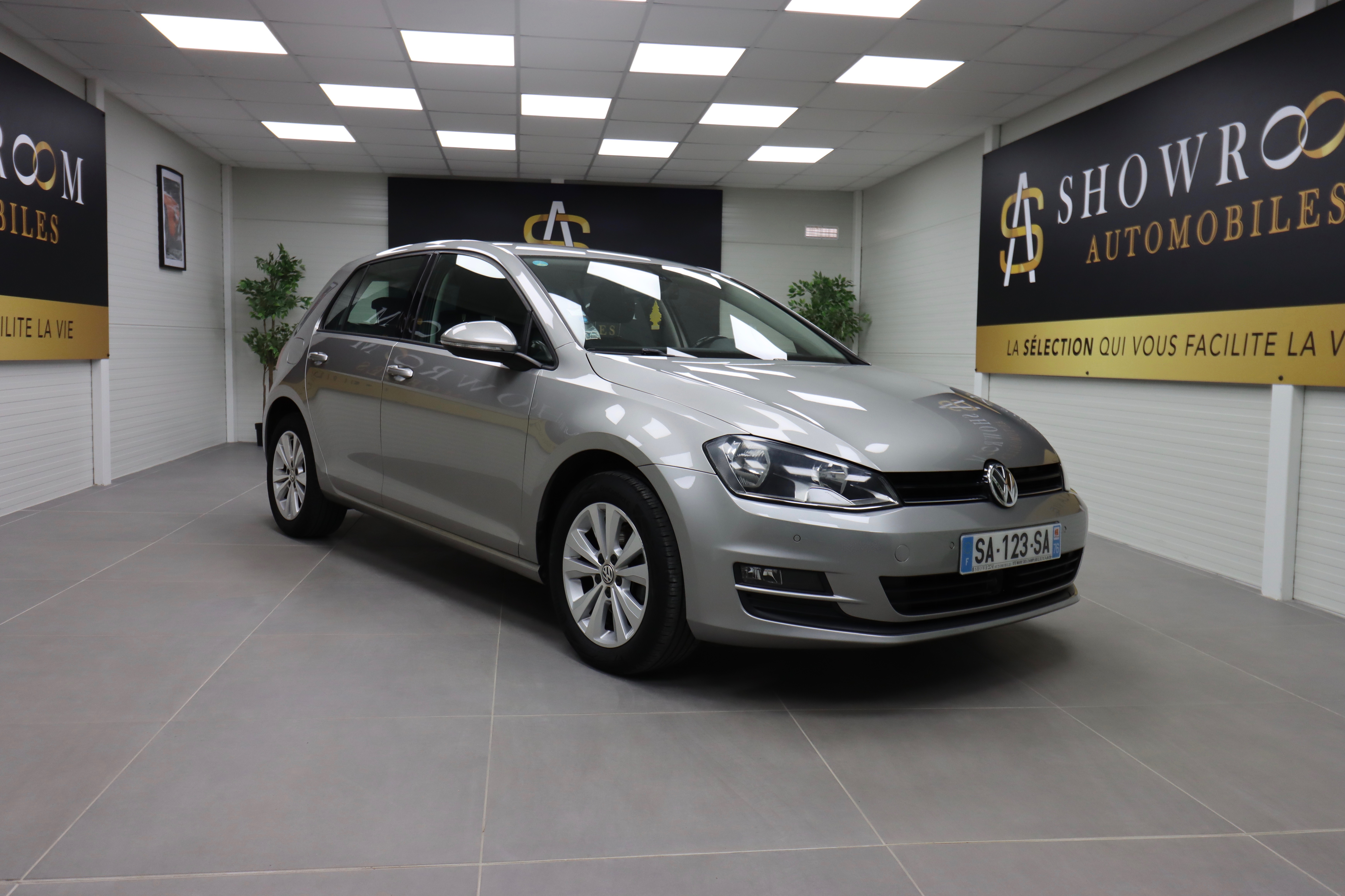 VOLKSWAGEN GOLF VII 2013