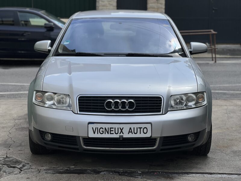 AUDI A4 2002