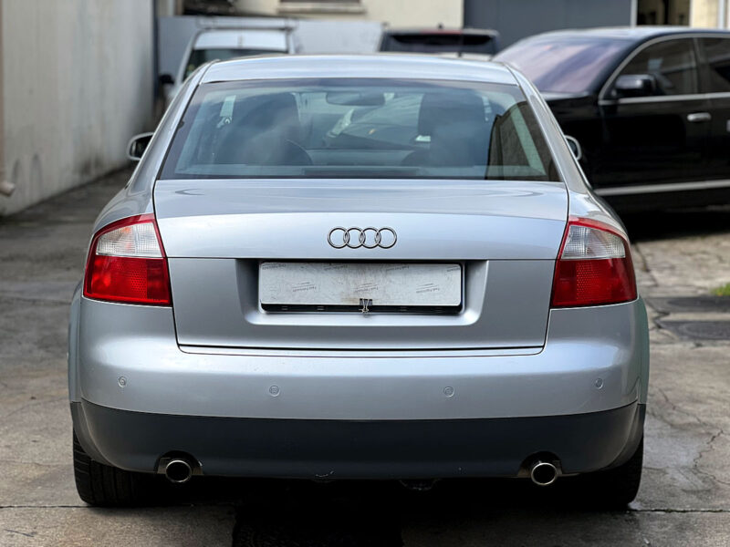 AUDI A4 2002