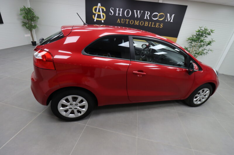 KIA RIO III 2013