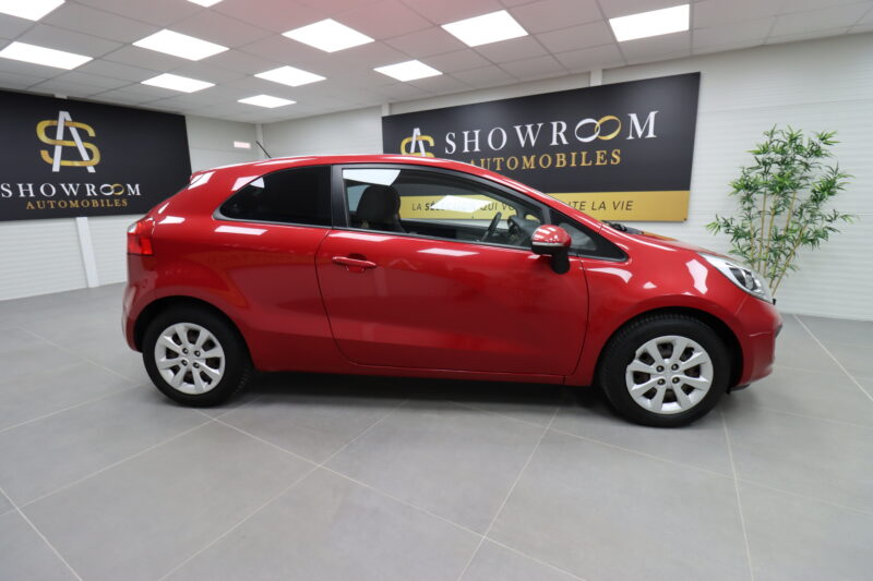 KIA RIO III 2013