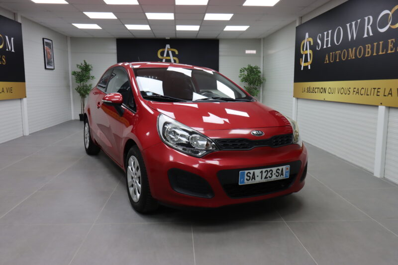 KIA RIO III 2013