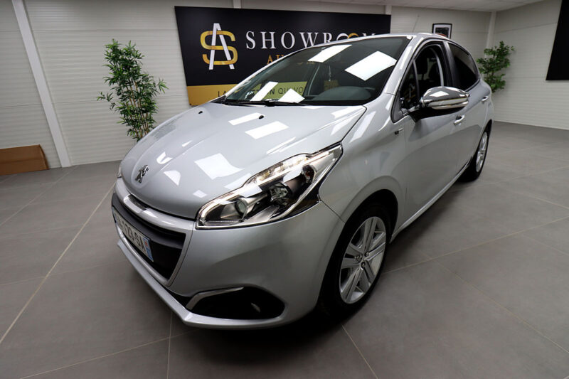 PEUGEOT 208 I 2016