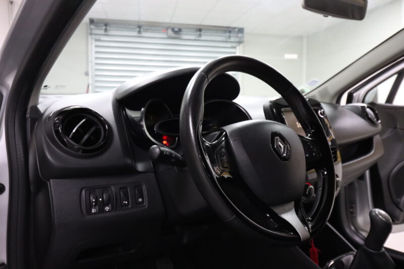 RENAULT CLIO IV 2015